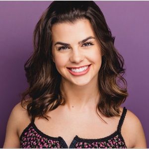 Meet your Posher, Monica